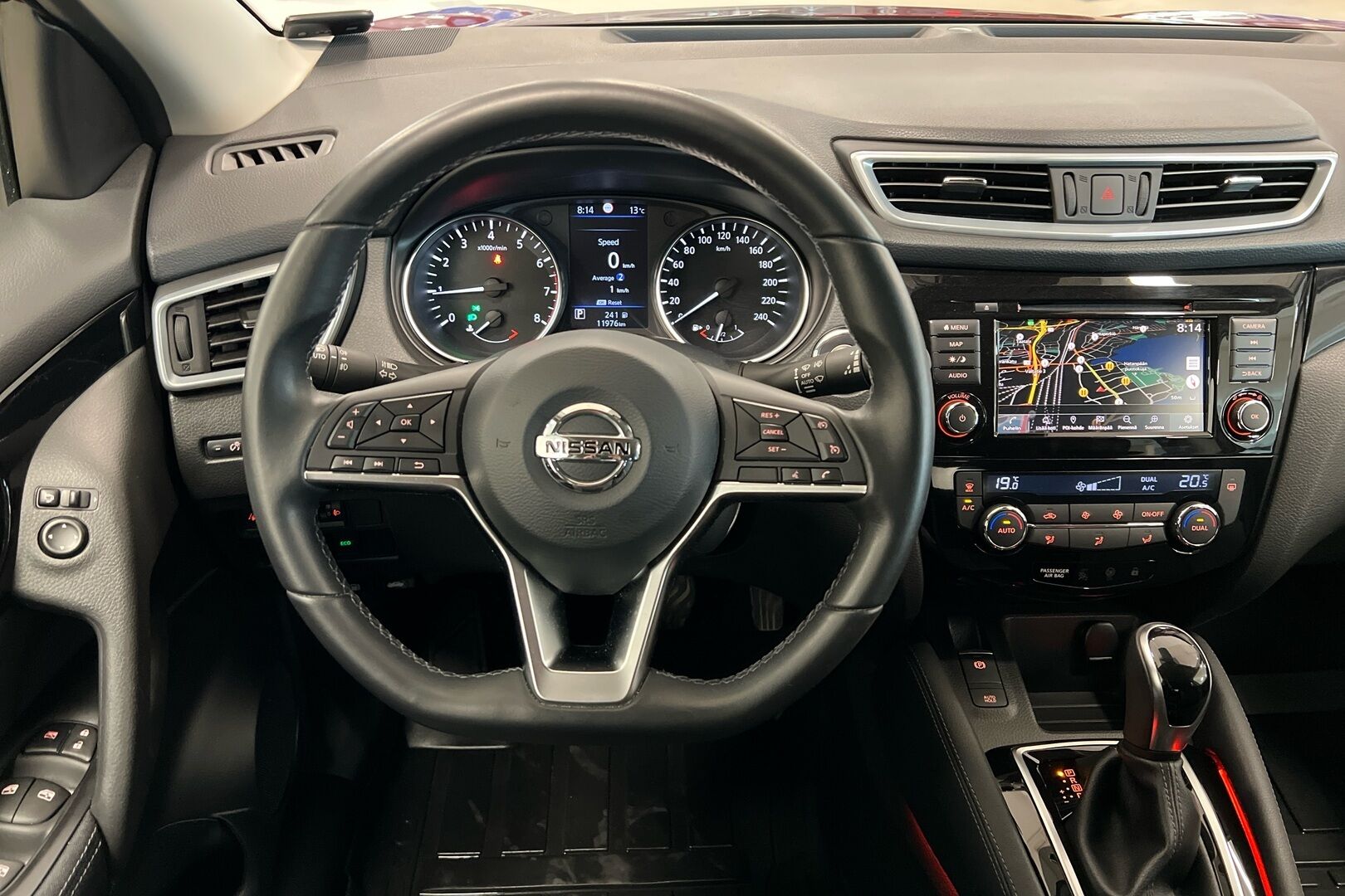 Nissan Qashqai iso kuva 15