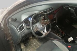 Nissan Qashqai esikatselu 2