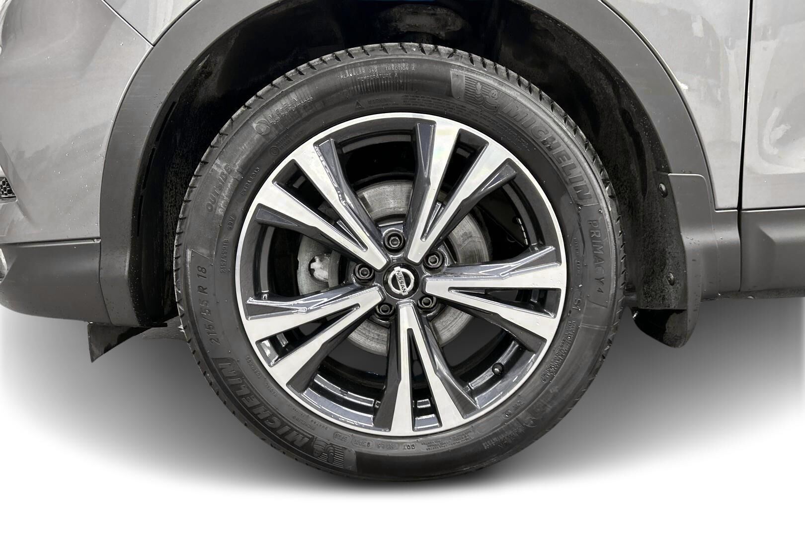 Nissan Qashqai iso kuva 13