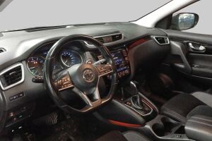Nissan Qashqai esikatselu 2