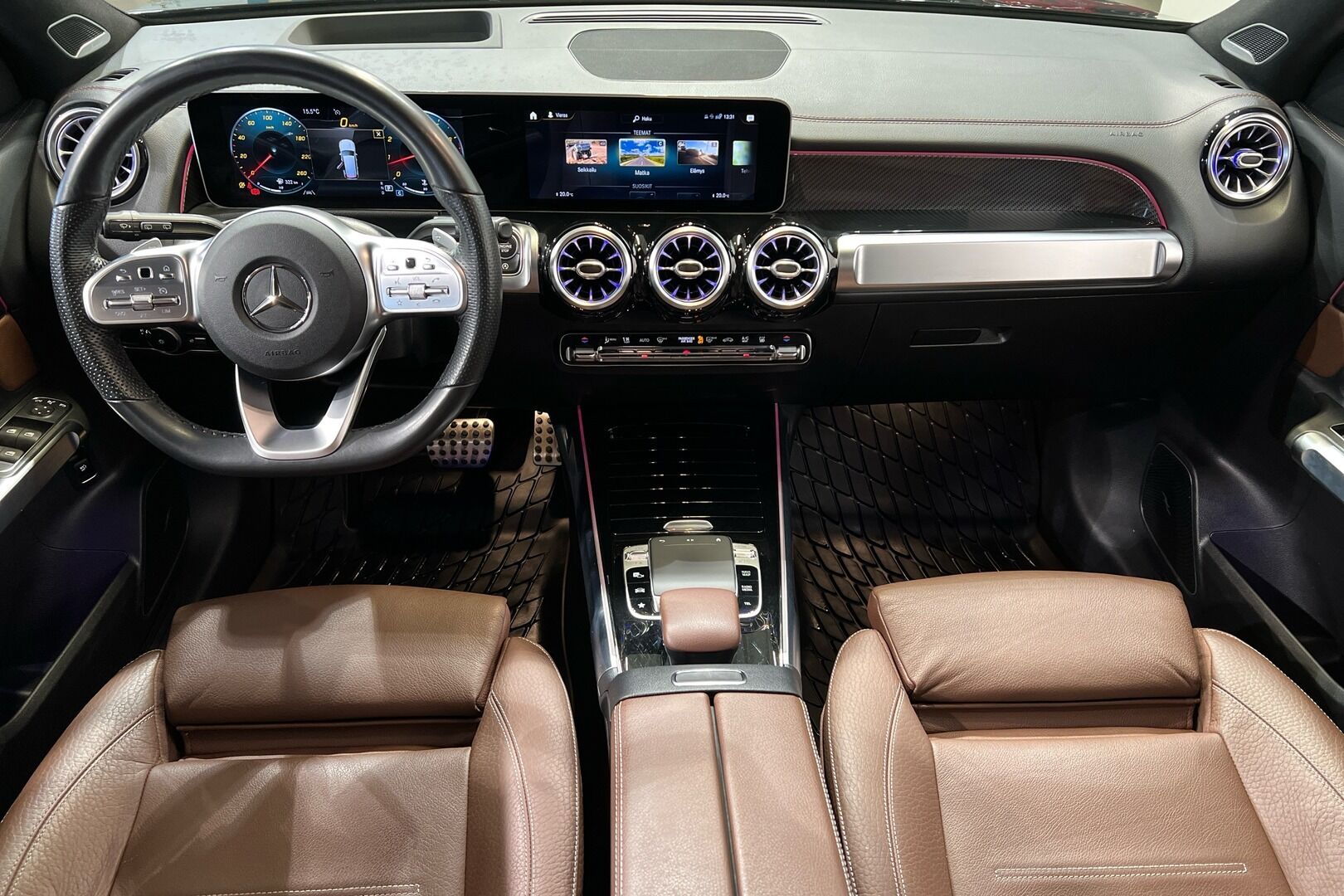 Mercedes-Benz GLB iso kuva 7