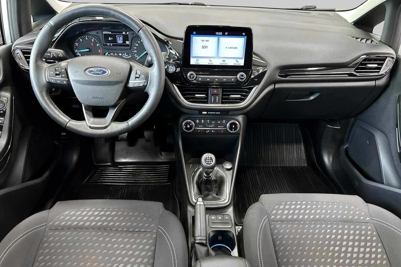 Ford Fiesta iso kuva 11