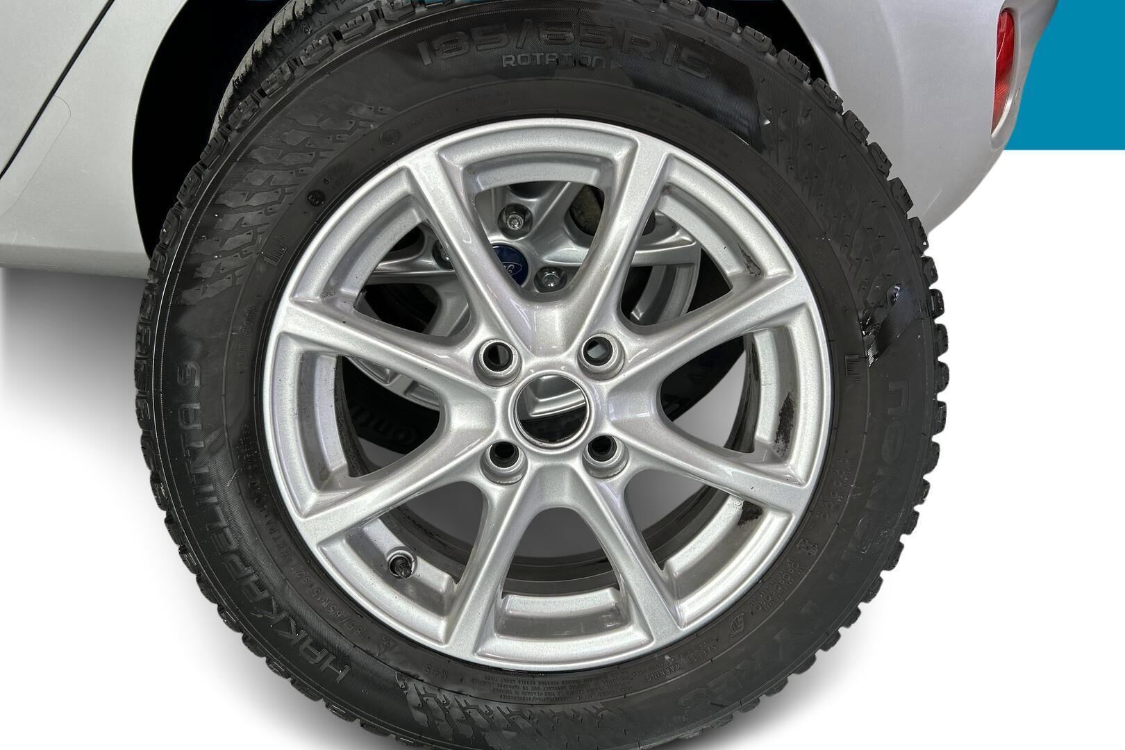 Ford Fiesta iso kuva 13