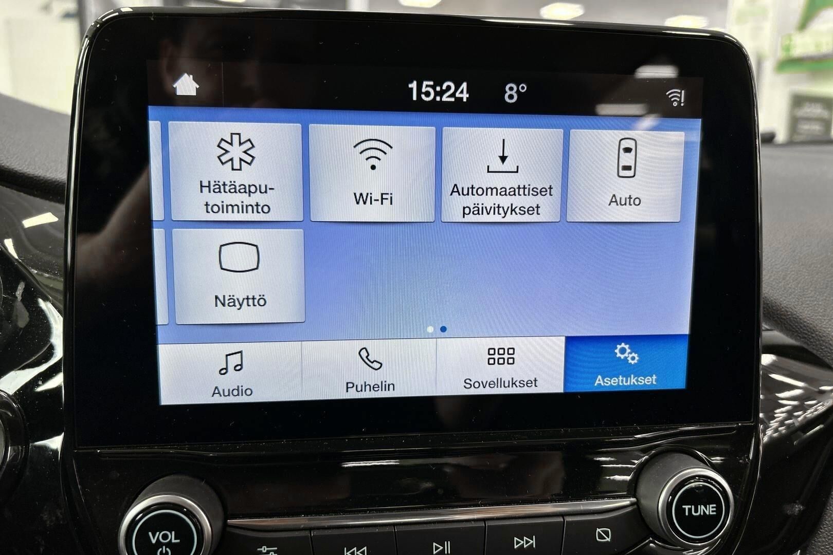 Ford Fiesta iso kuva 17