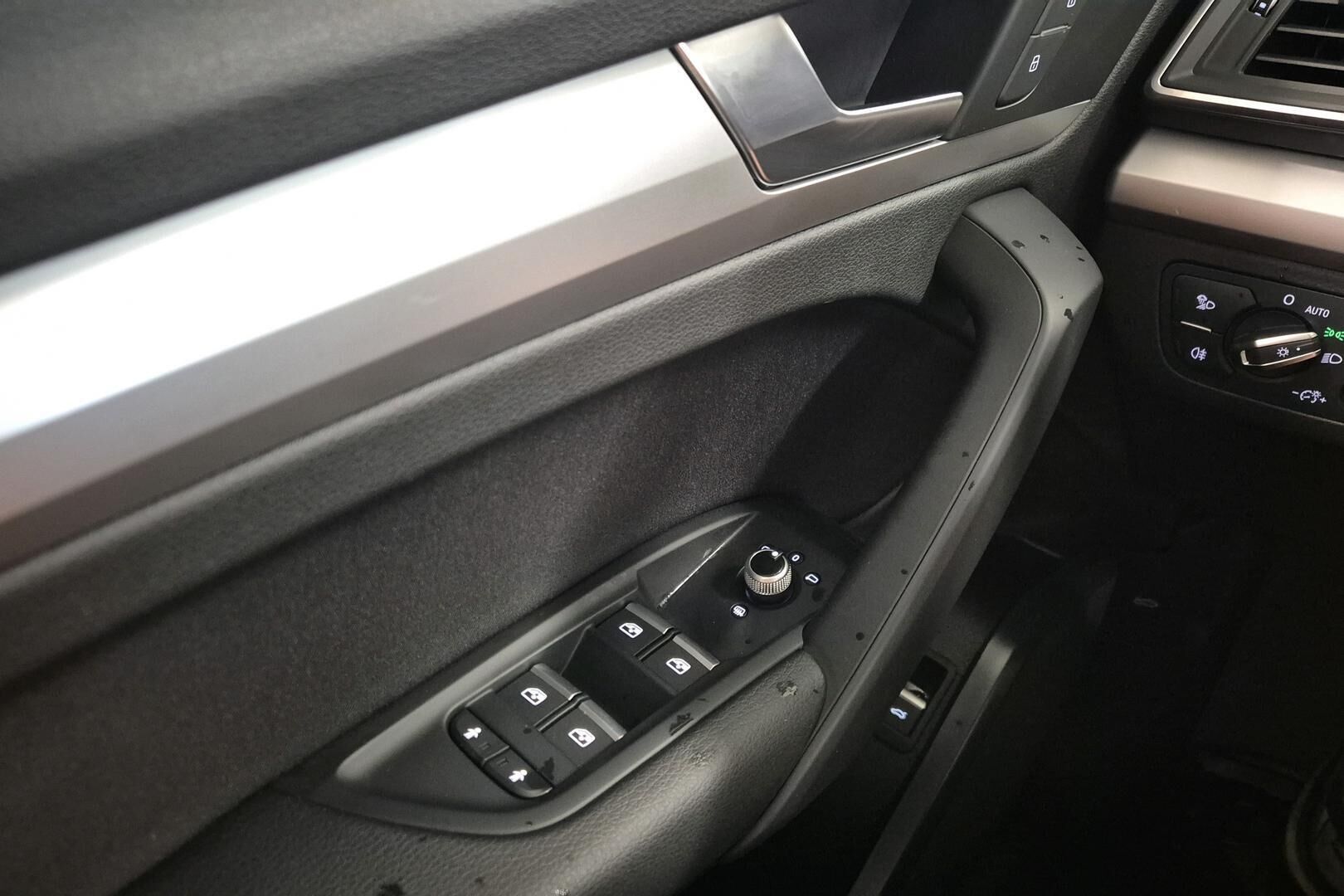 Audi Q5 iso kuva 20