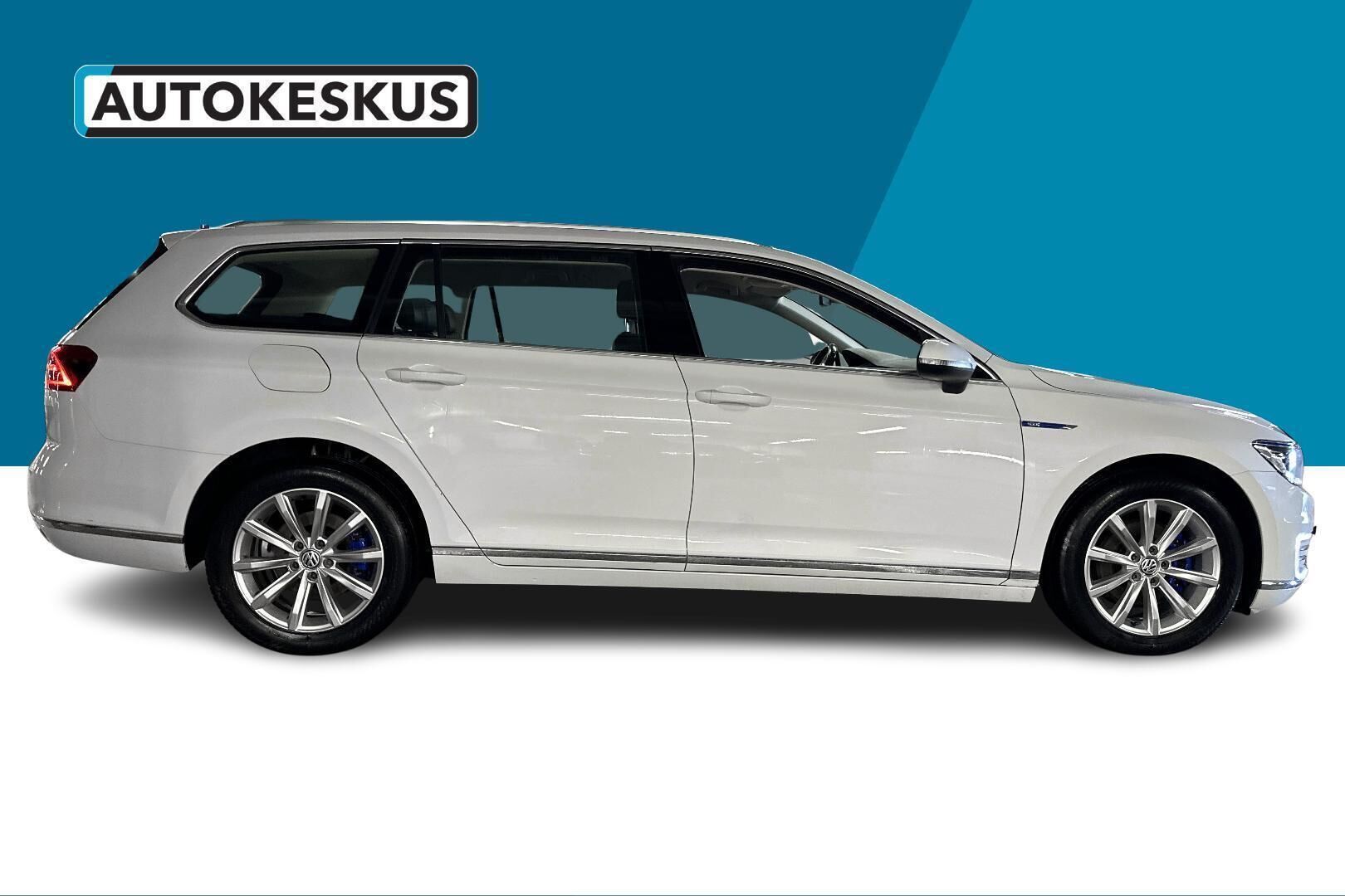 Volkswagen Passat iso kuva 4