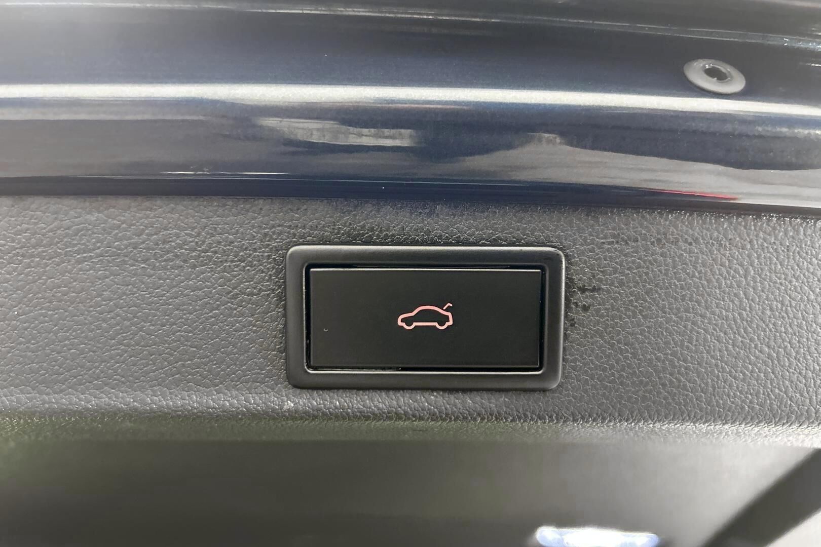 Skoda Superb iso kuva 23