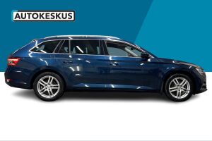 Skoda Superb esikatselu 4