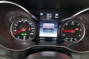 Mercedes-Benz C esikatselu 9