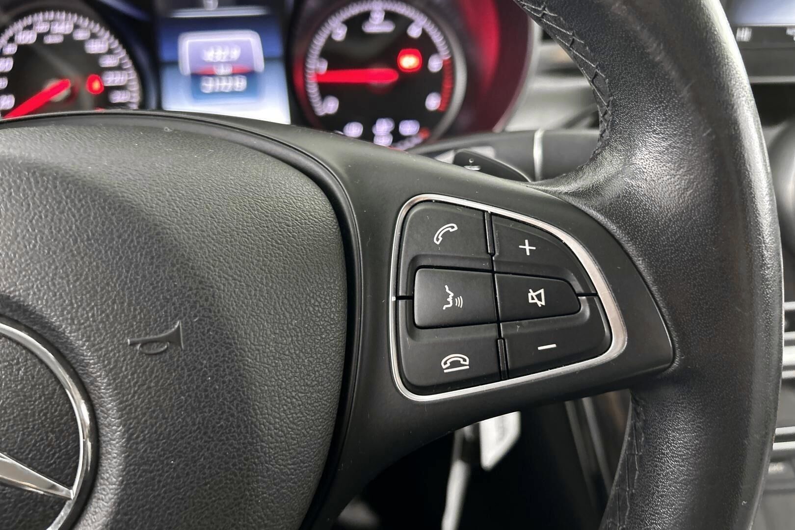 Mercedes-Benz C iso kuva 24