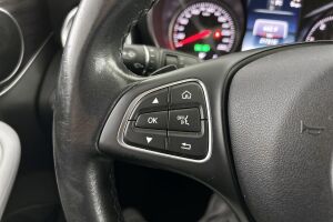 Mercedes-Benz C esikatselu 10