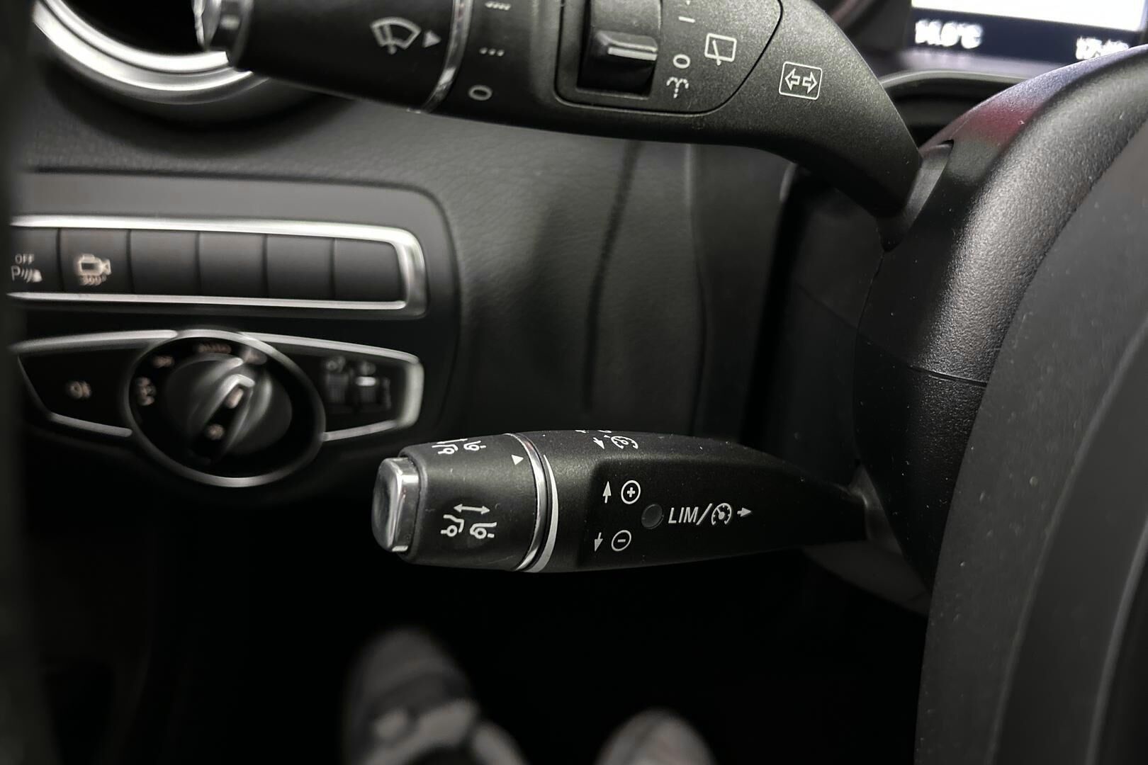 Mercedes-Benz C iso kuva 27