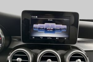 Mercedes-Benz C esikatselu 12