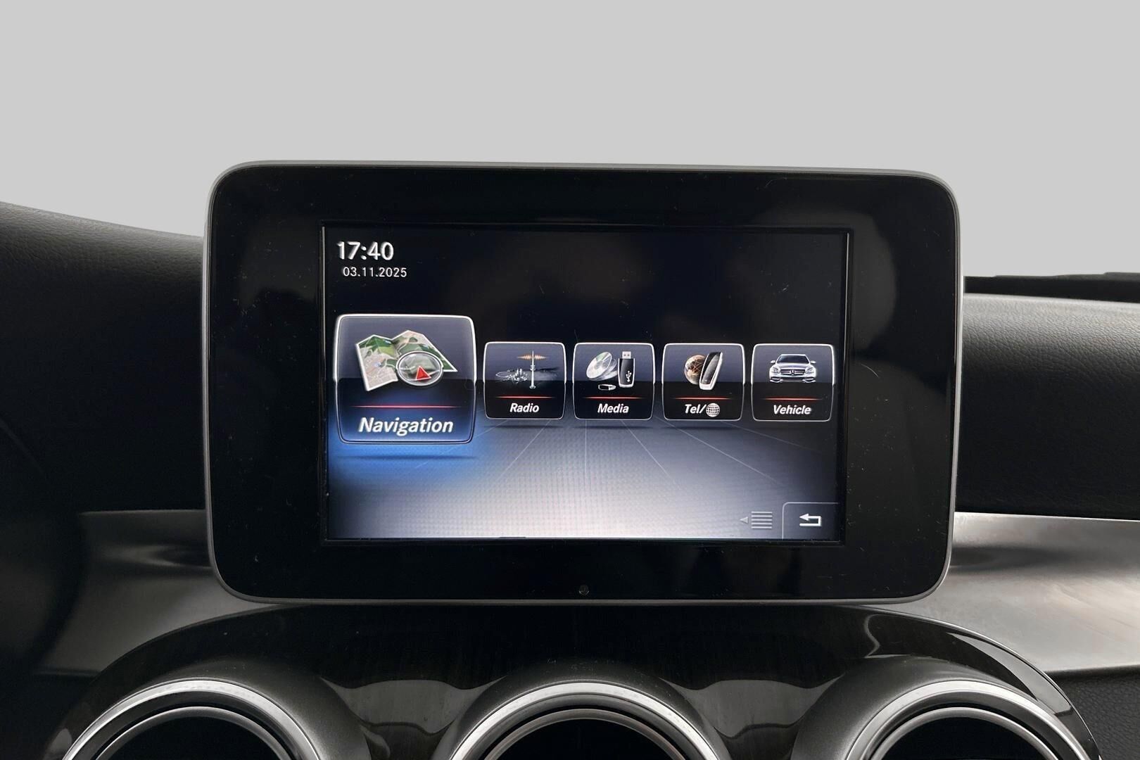 Mercedes-Benz C iso kuva 29