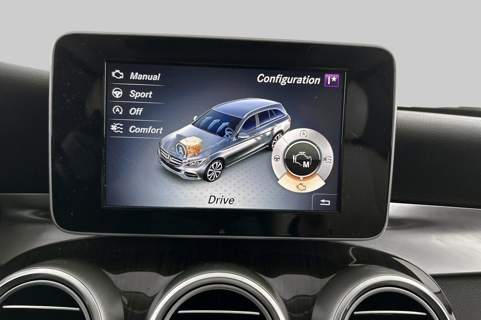 Mercedes-Benz C iso kuva 30