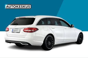 Mercedes-Benz C esikatselu 3