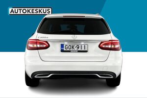 Mercedes-Benz C esikatselu 20