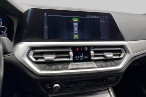 BMW 3-SARJA esikatselu 15