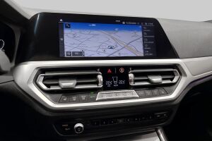 BMW 3-SARJA esikatselu 16