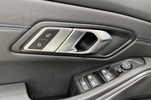 BMW 3-SARJA esikatselu 29