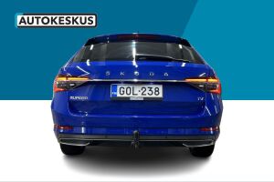 Skoda Superb esikatselu 4