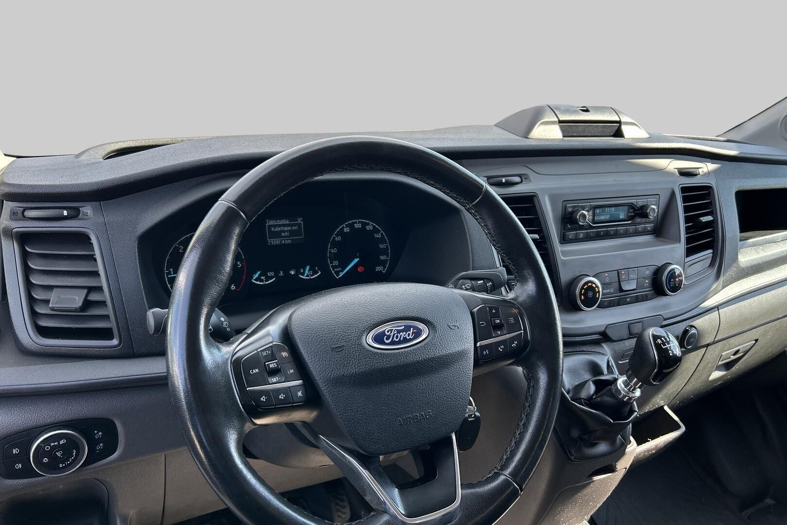 Ford Transit iso kuva 11