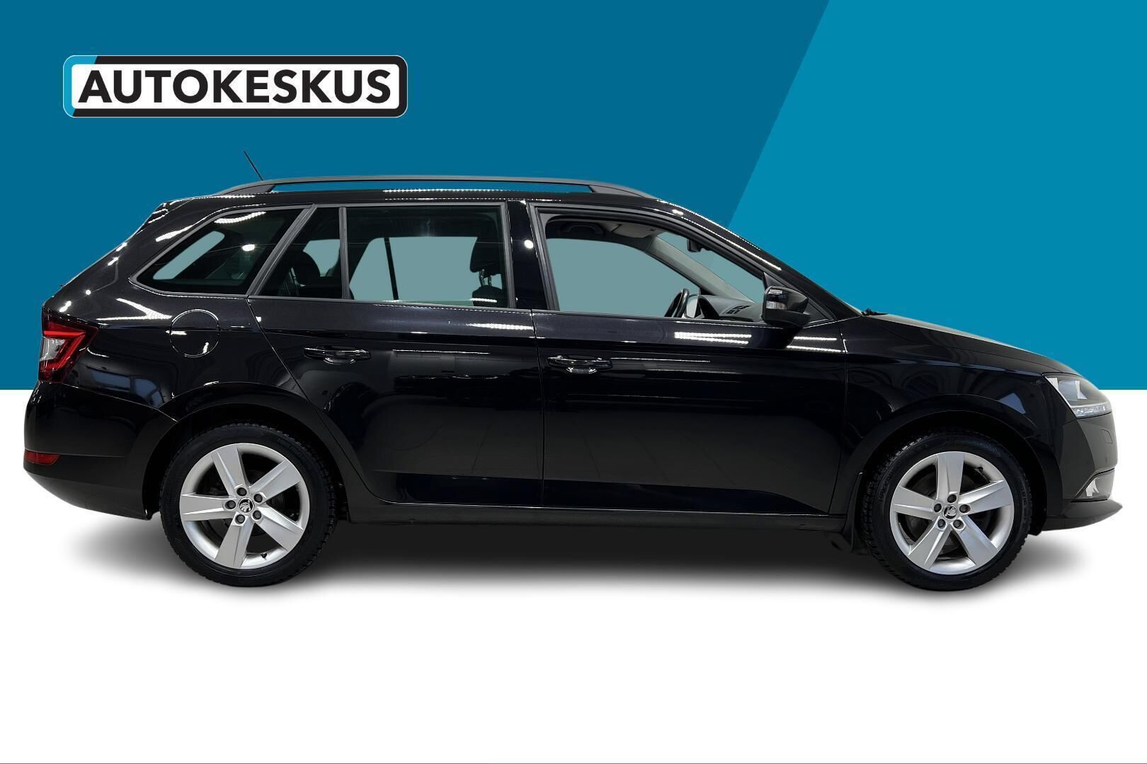 Skoda Fabia iso kuva 4