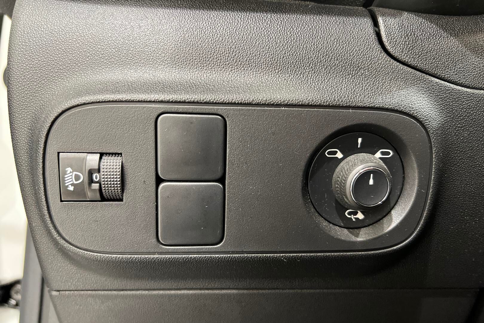 Citroen C3 iso kuva 16