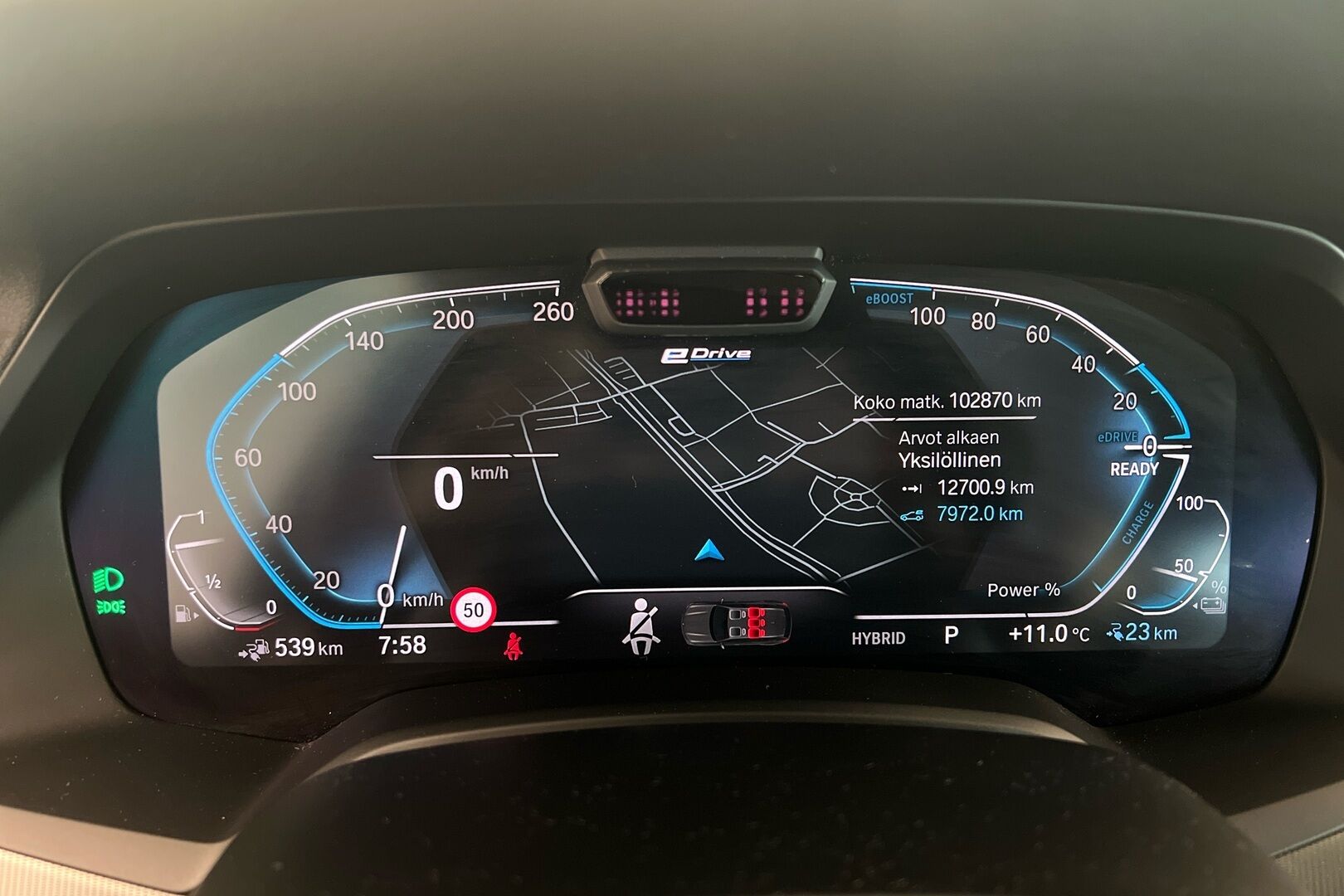 BMW X5 iso kuva 11
