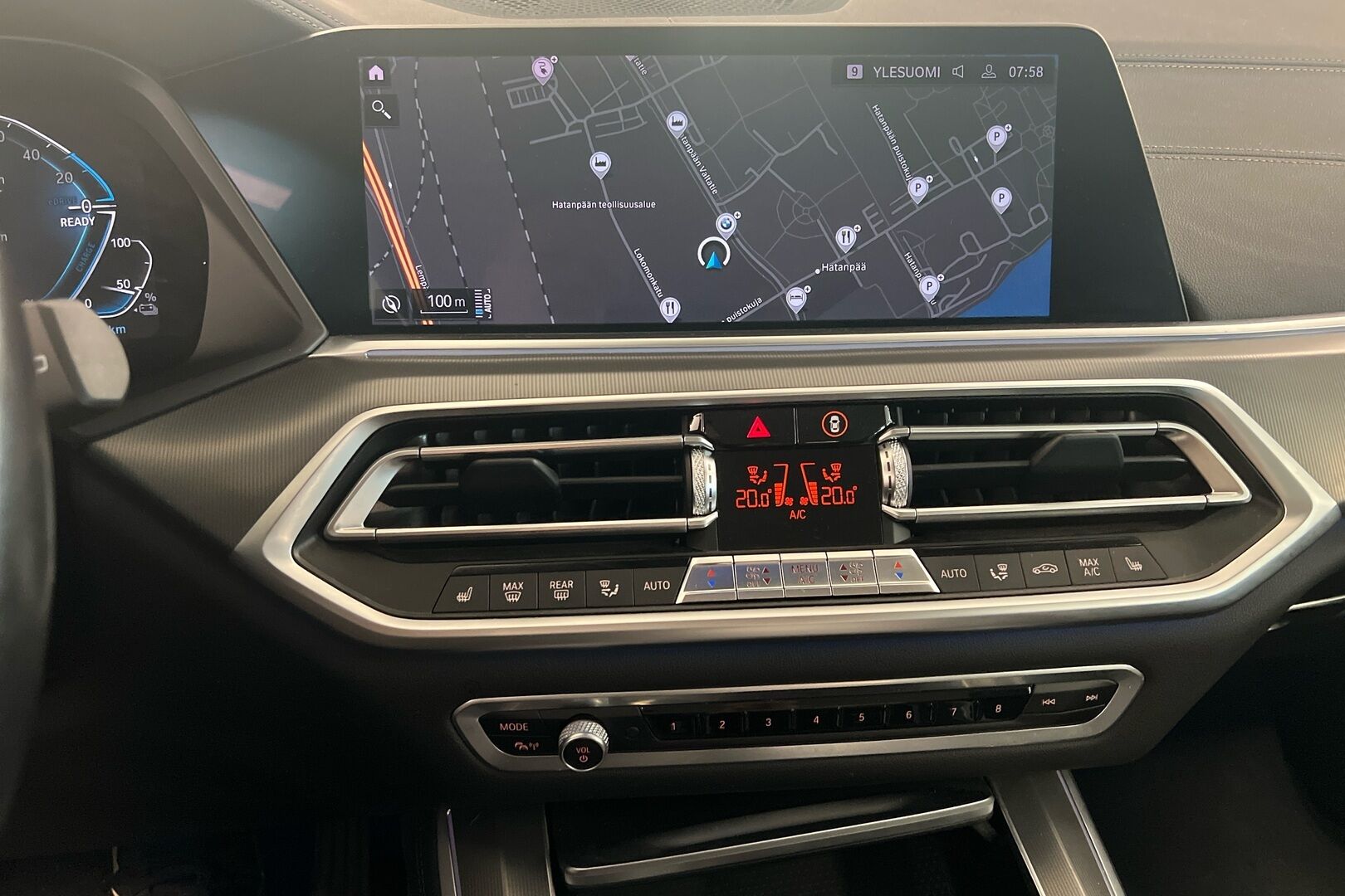 BMW X5 iso kuva 12