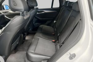 BMW X3 esikatselu 10