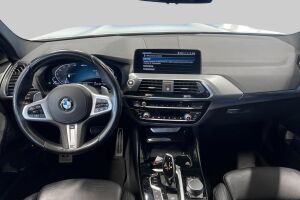 BMW X3 esikatselu 11
