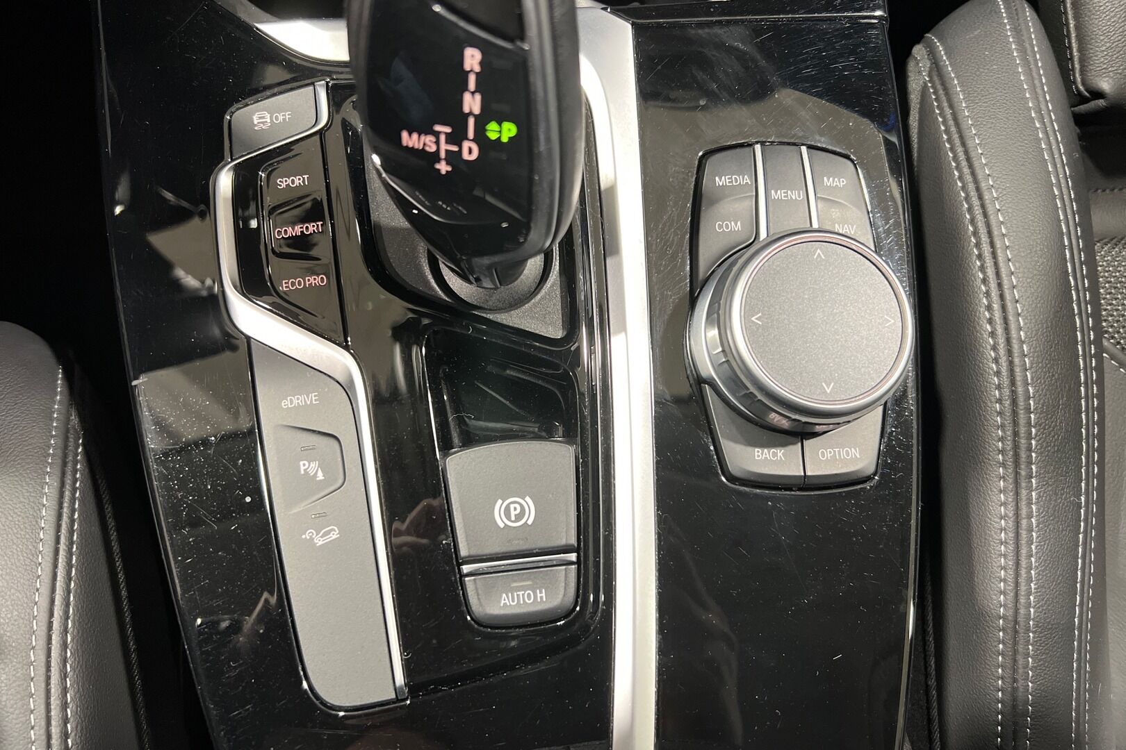 BMW X3 iso kuva 12