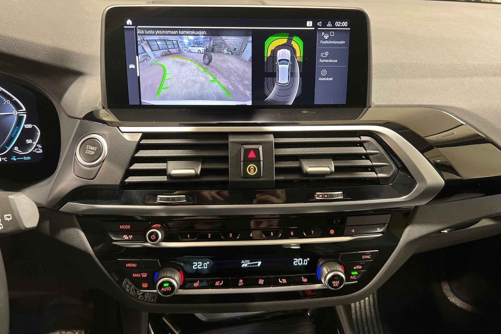 BMW X3 iso kuva 16
