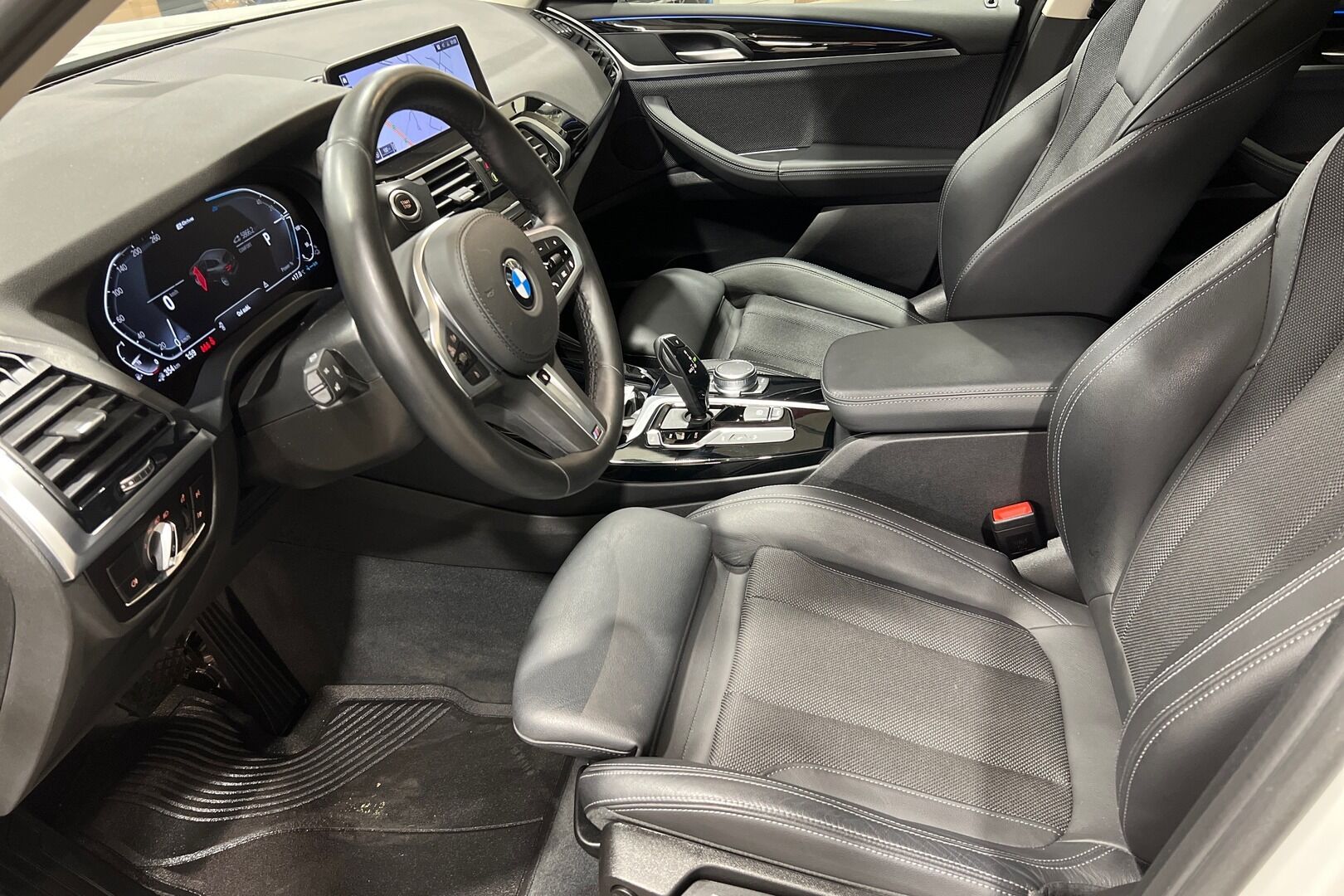 BMW X3 iso kuva 19