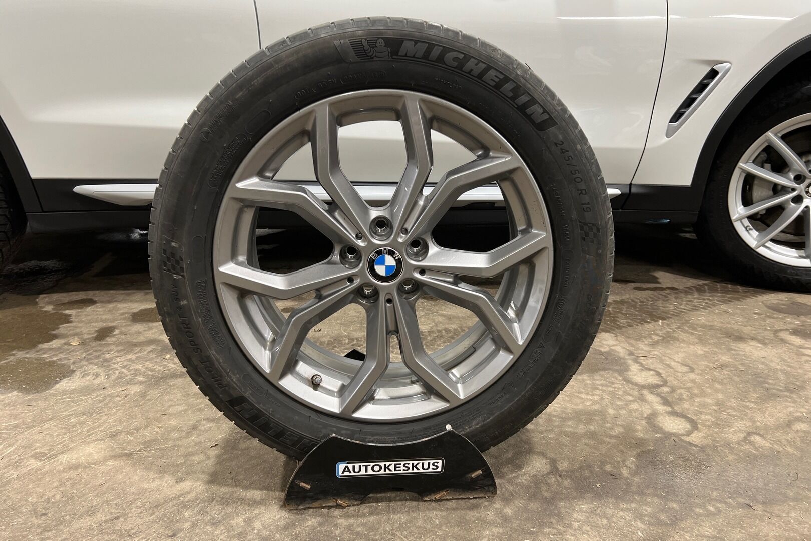 BMW X3 iso kuva 7