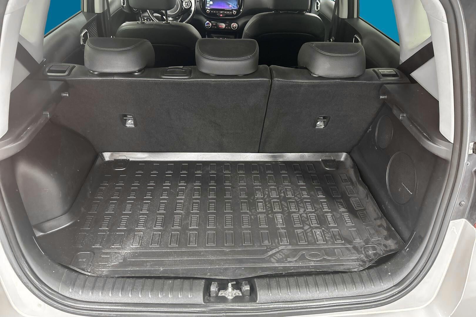 Kia e-Soul iso kuva 18