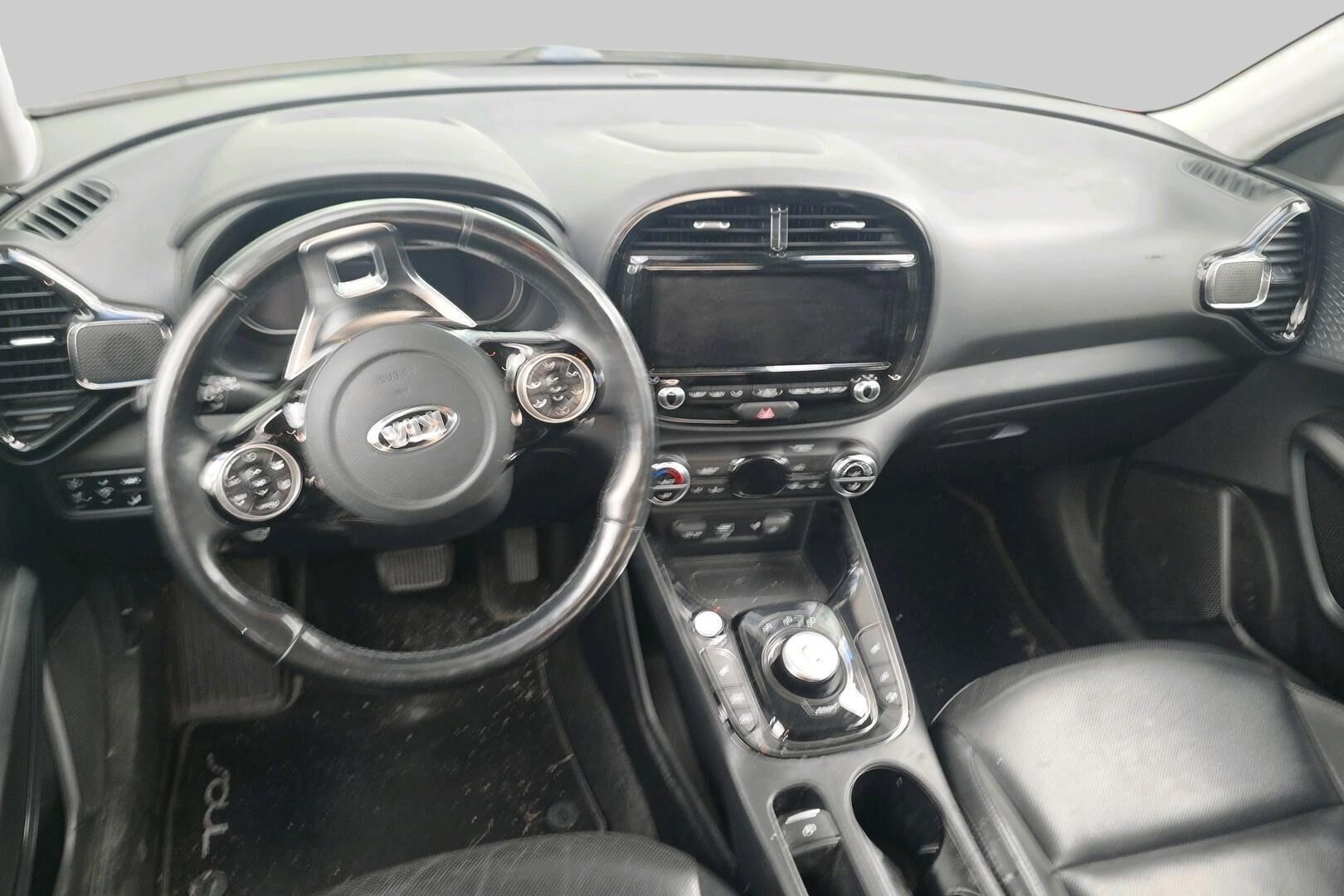 Kia e-Soul iso kuva 2