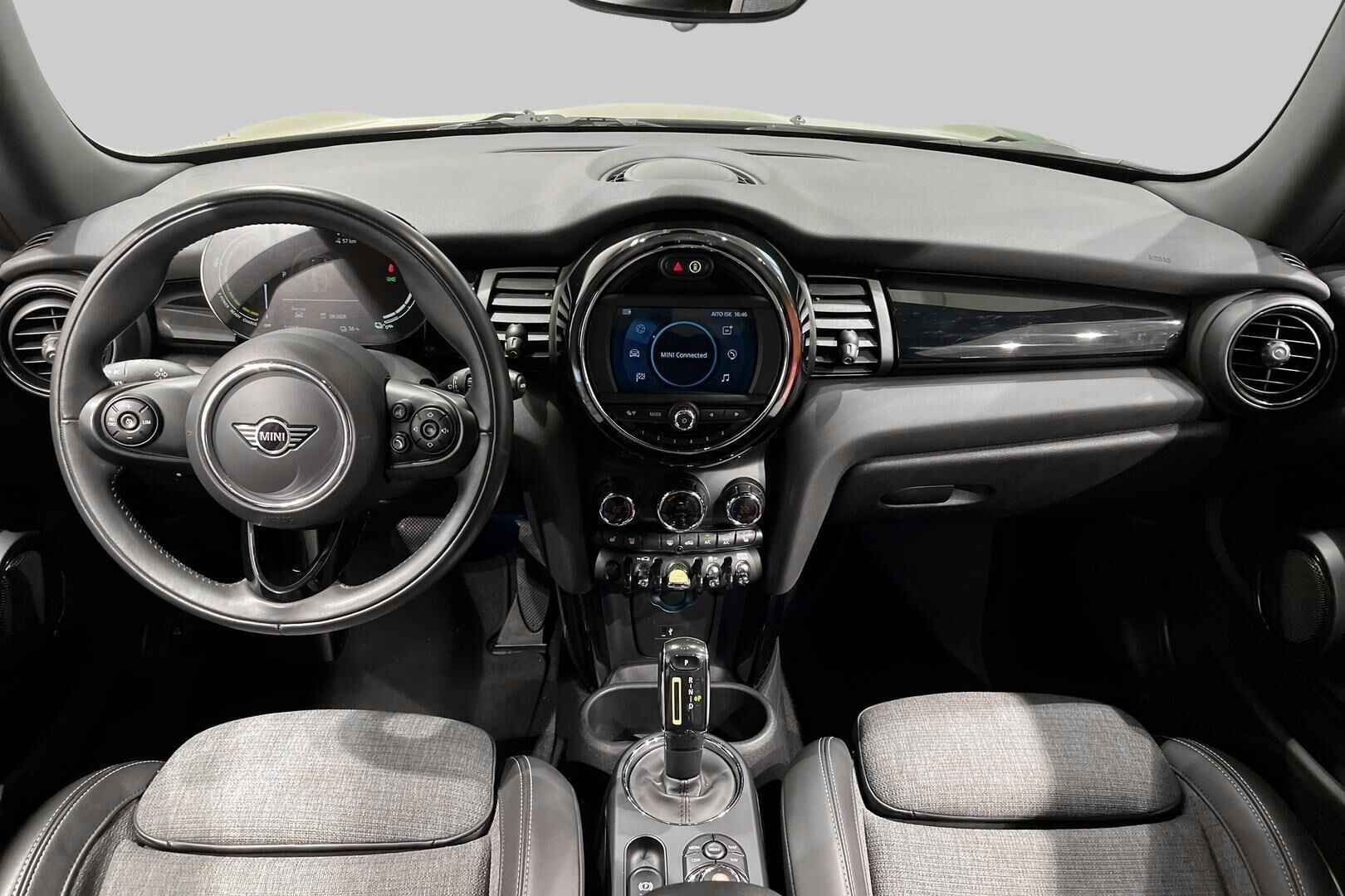 MINI Hatchback iso kuva 11