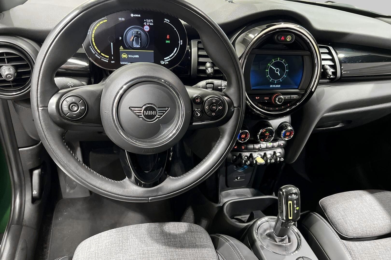 MINI Hatchback iso kuva 28