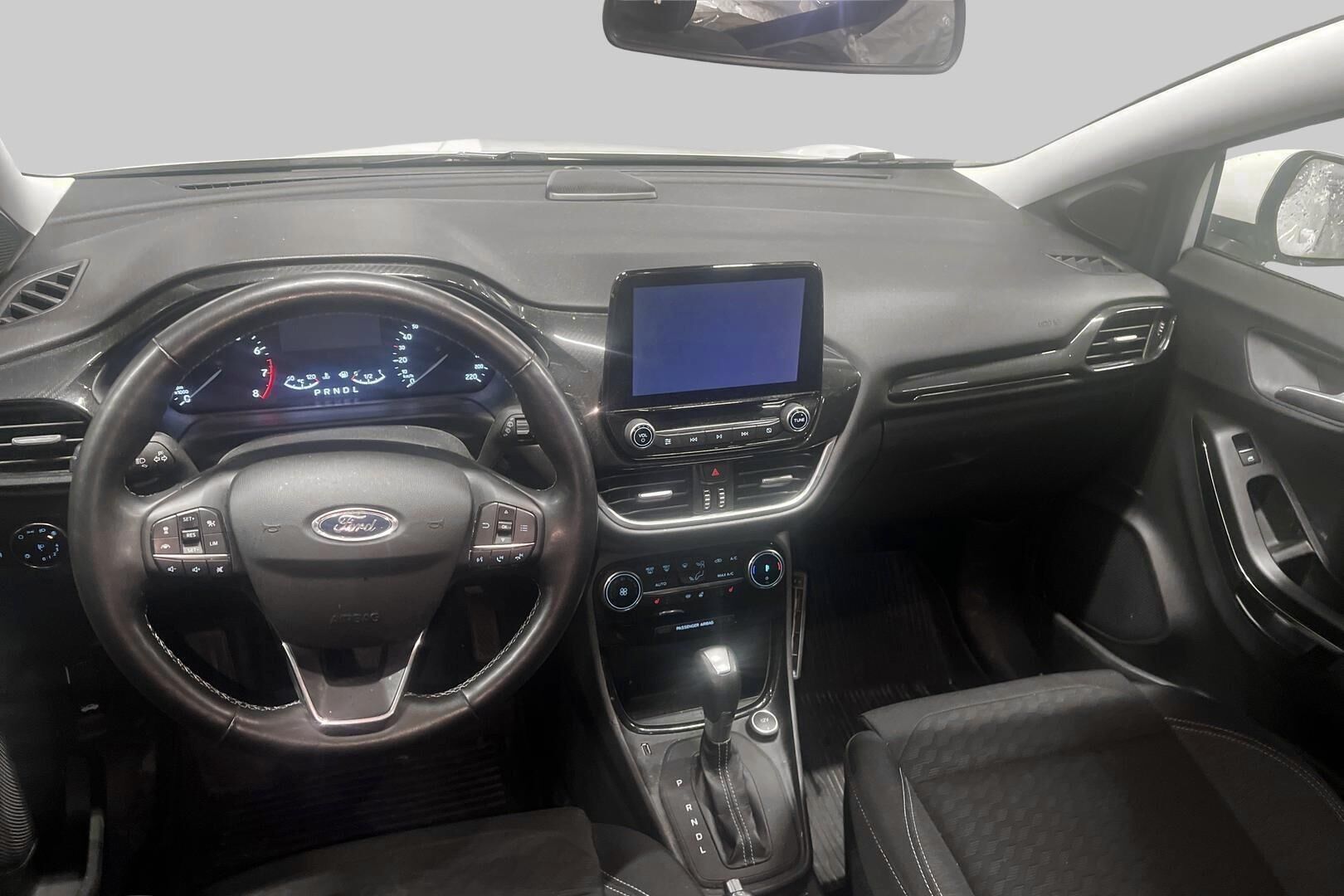 Ford Puma iso kuva 2