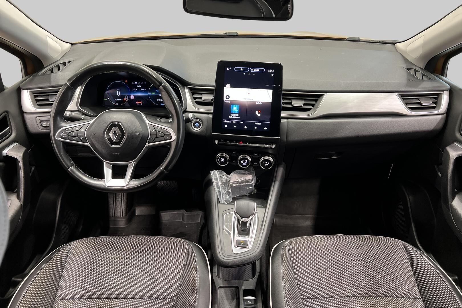 Renault Captur iso kuva 11