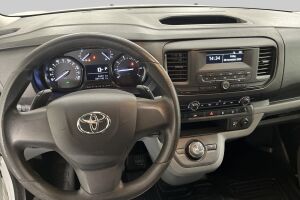 Toyota Proace esikatselu 14
