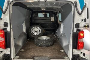 Toyota Proace esikatselu 10