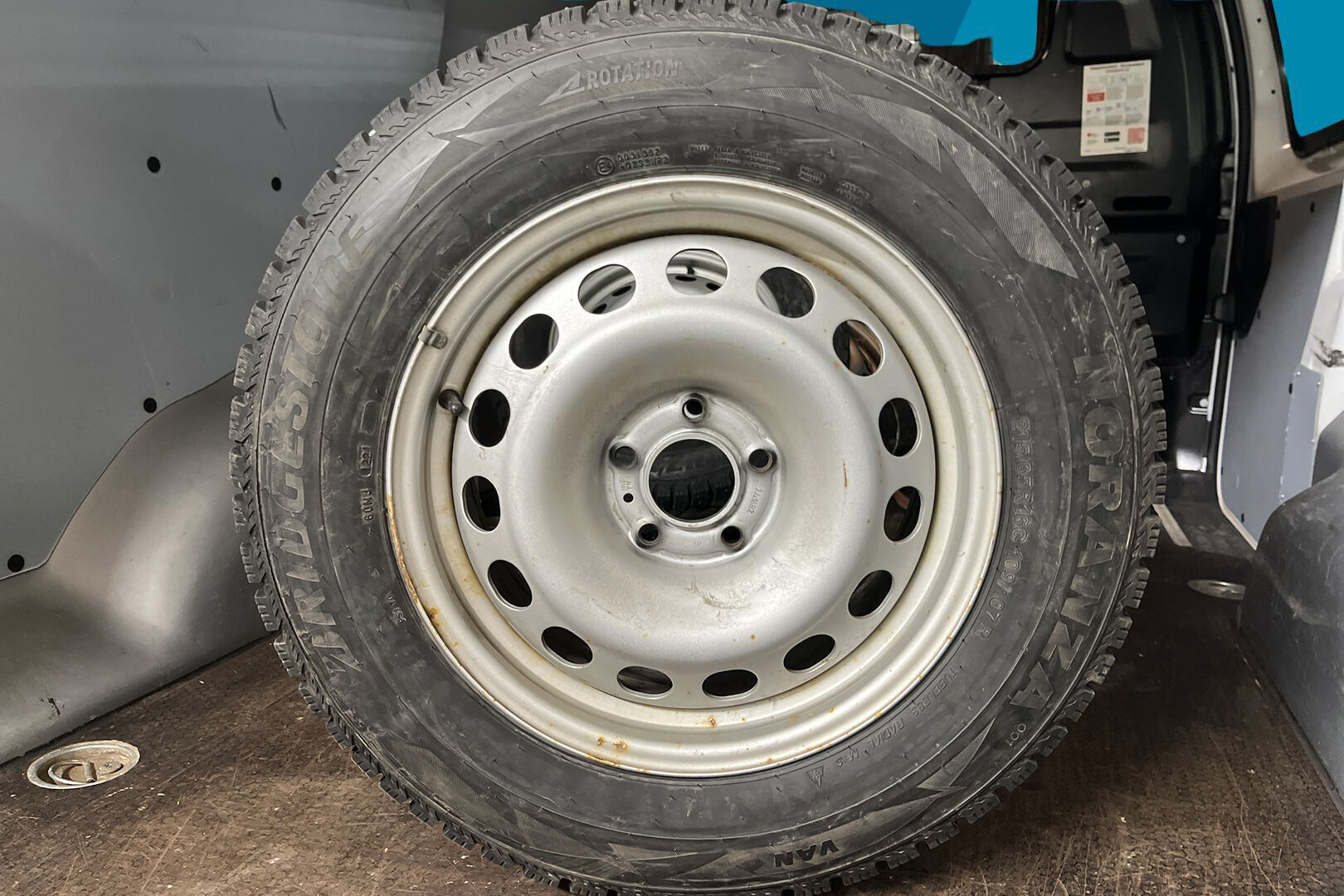 Toyota Proace iso kuva 12