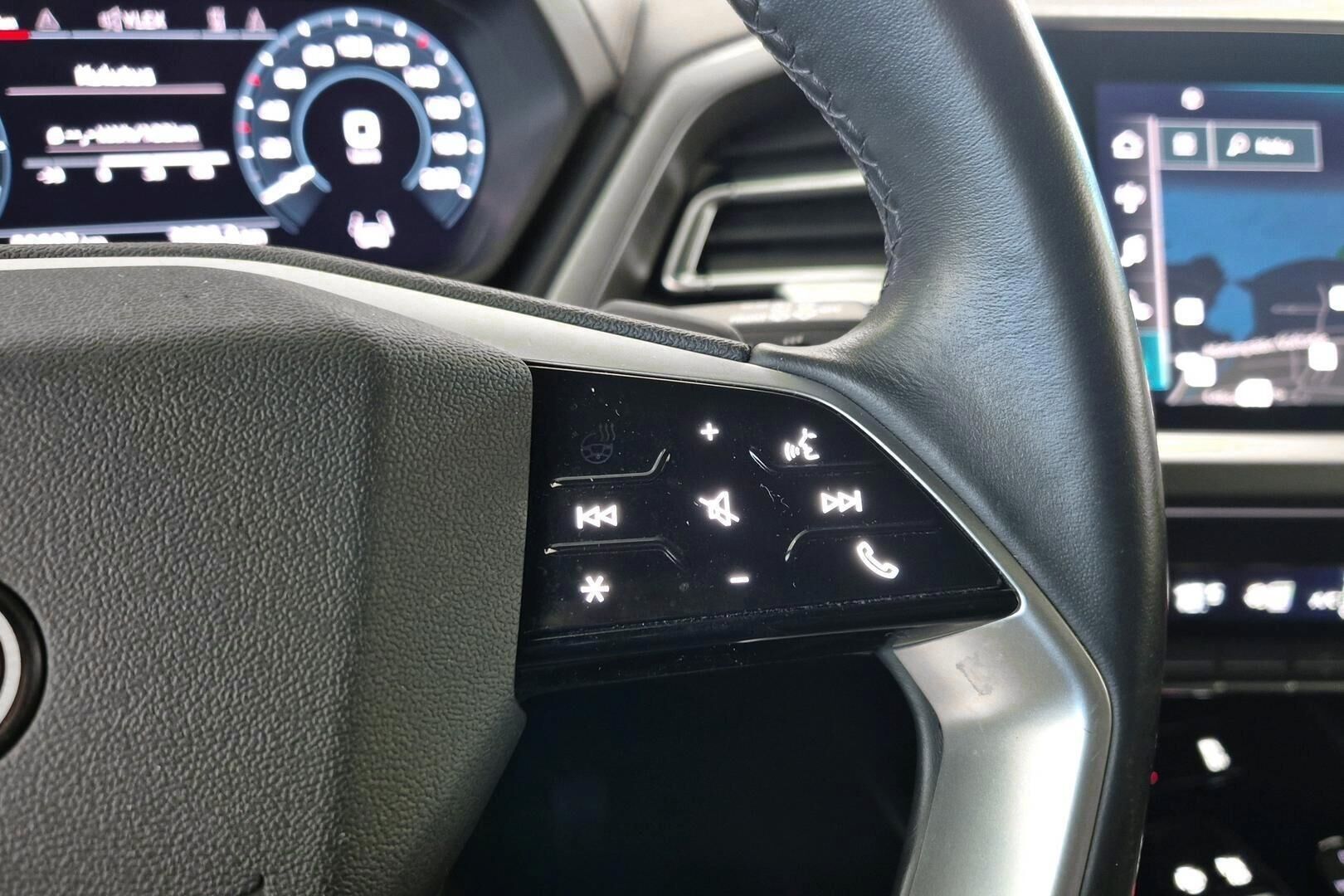 Audi Q4 e-tron iso kuva 15