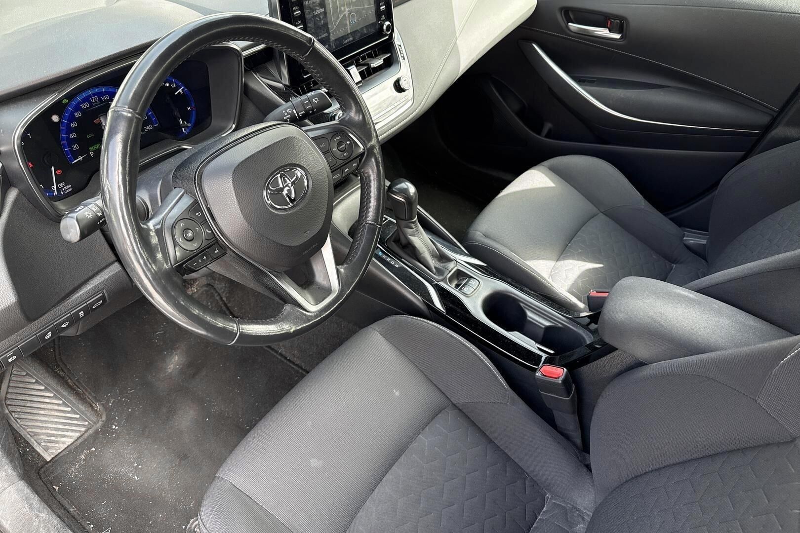 Toyota Corolla iso kuva 2