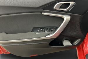 Kia Ceed esikatselu 14