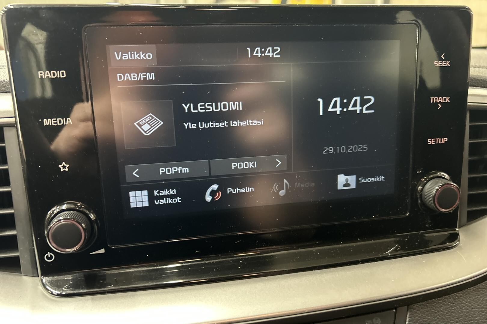 Kia Ceed iso kuva 19