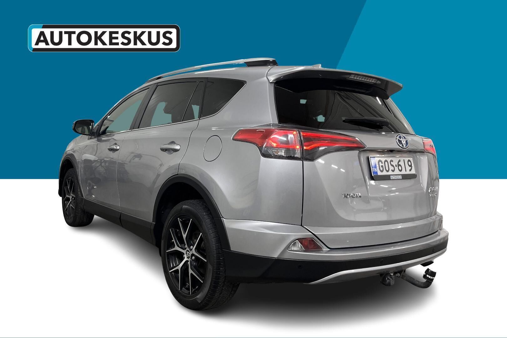 Toyota RAV4 iso kuva 11